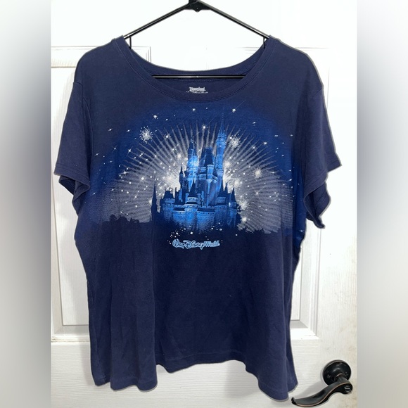 Walt Disney world women’s shirt - Picture 1 of 4